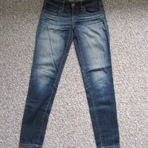 AEO American Eagle Super Stretch Dark Wash Low Rise Jegging Jeans Size 00 Short